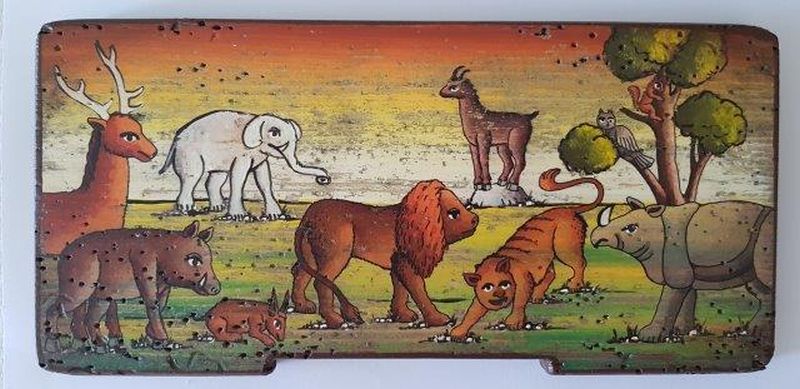 Bemalte Bienenstockstirnbretter - Das Paradies