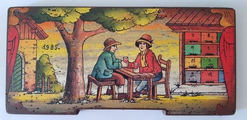 Bemalte Bienenstockstirnbretter - Zwei Imker