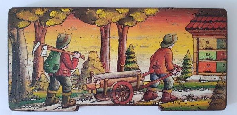 Bemalte Bienenstockstirnbretter - Bienenhaus im der Wald