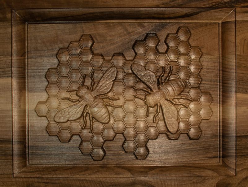 Holzreliefbild – Biene, groß